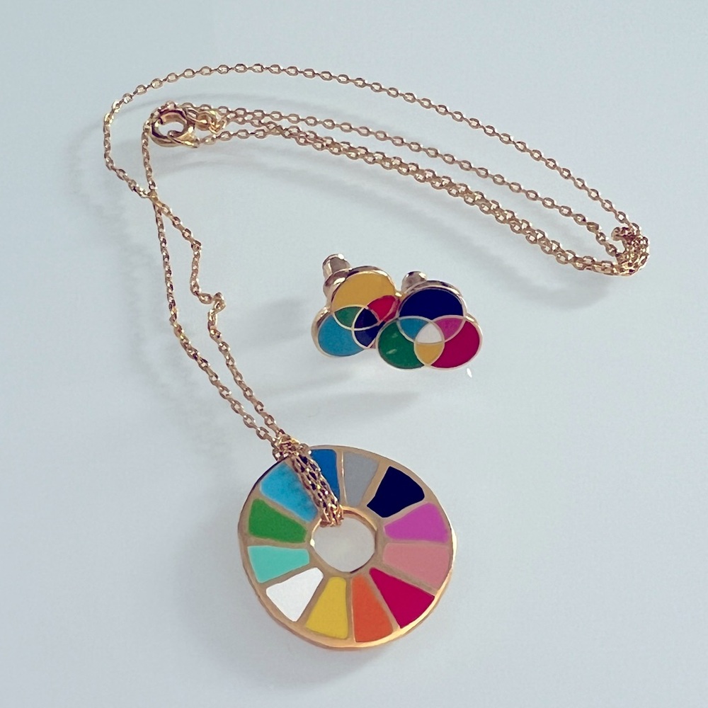 NEW Yellow Owl Color Wheel Gold Necklace and Earring Set.